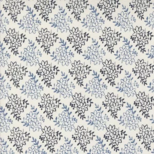 Moda Larking white daisies 24633-11
